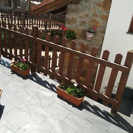 Апартаменты La Casina De Biescas Бьескас Экстерьер фото