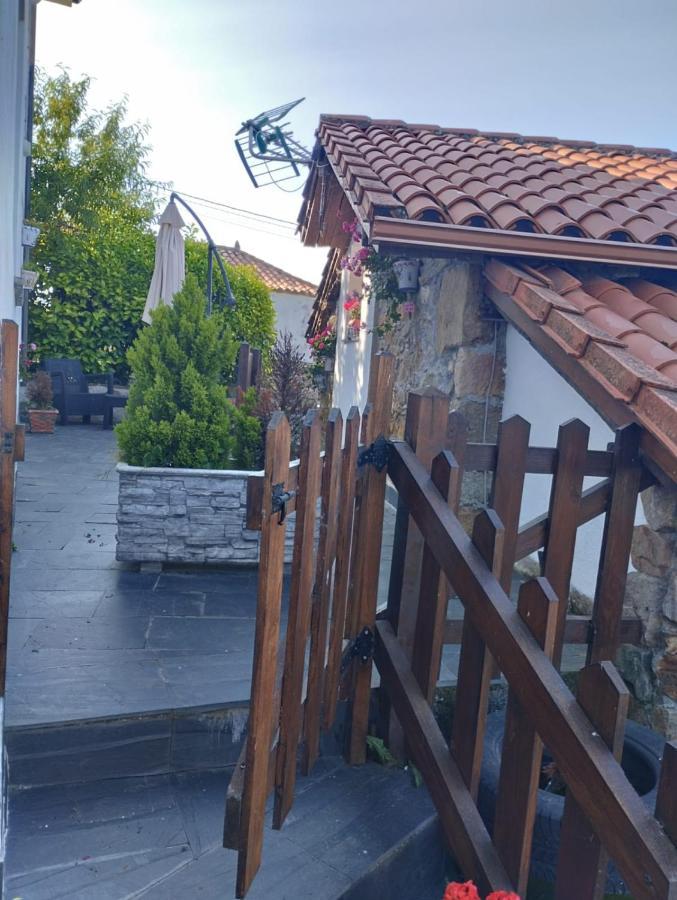 Апартаменты La Casina De Biescas Бьескас Экстерьер фото